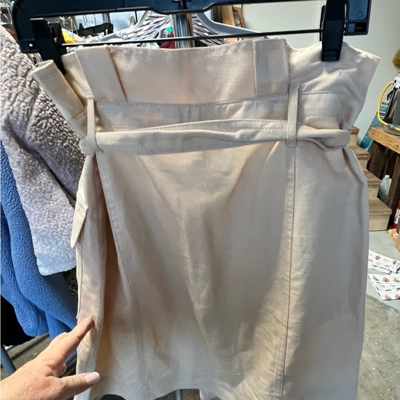 Banana Republic Belted Paperbag Utility Style Skirt - Picture 6 of 10